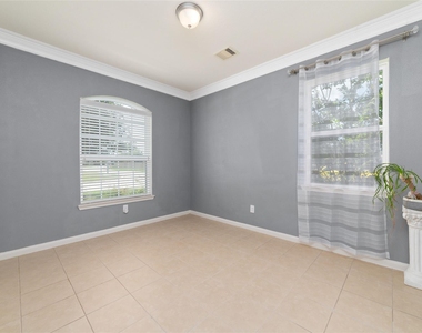 12054 Fairquarter Lane - Photo Thumbnail 4