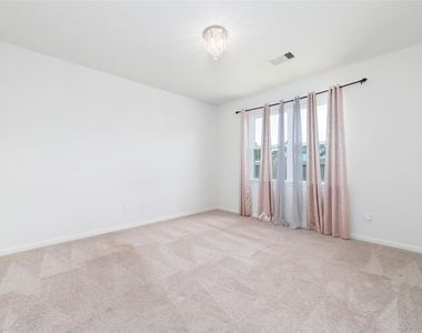 12054 Fairquarter Lane - Photo Thumbnail 15