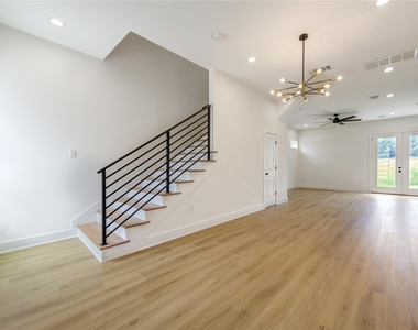 9007 Noel Street - Photo Thumbnail 12