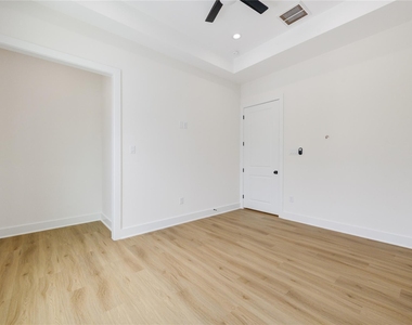 9007 Noel Street - Photo Thumbnail 17