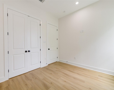 9007 Noel Street - Photo Thumbnail 24