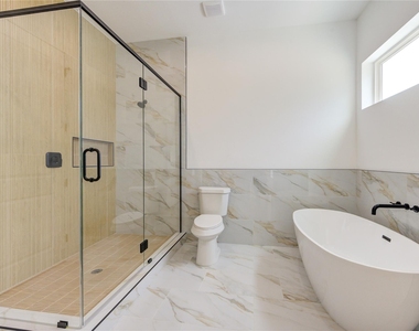 9007 Noel Street - Photo Thumbnail 19