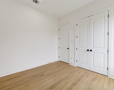9007 Noel Street - Photo Thumbnail 26