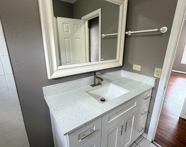 111 Inlane Street - Photo Thumbnail 15