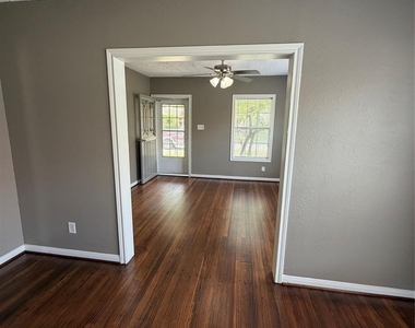 111 Inlane Street - Photo Thumbnail 26