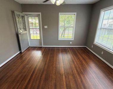 111 Inlane Street - Photo Thumbnail 24