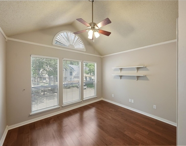 3311 Golden Trails Drive - Photo Thumbnail 19