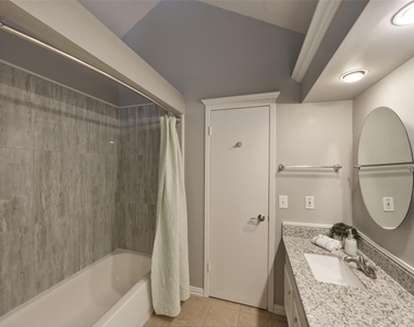 3311 Golden Trails Drive - Photo Thumbnail 16