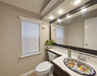 3311 Golden Trails Drive - Photo Thumbnail 10