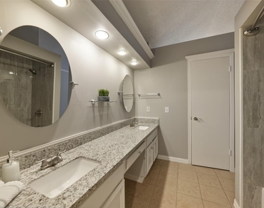 3311 Golden Trails Drive - Photo Thumbnail 17