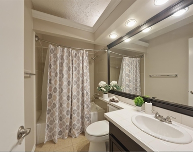 3311 Golden Trails Drive - Photo Thumbnail 21
