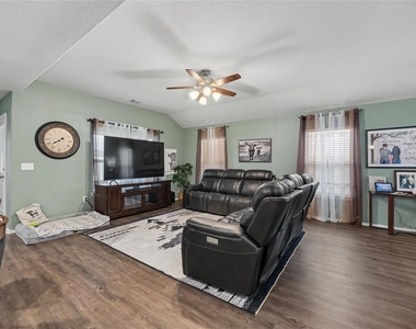 20815 Acorn Valley Drive - Photo Thumbnail 5