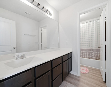 18518 Snowy River Lane - Photo Thumbnail 14