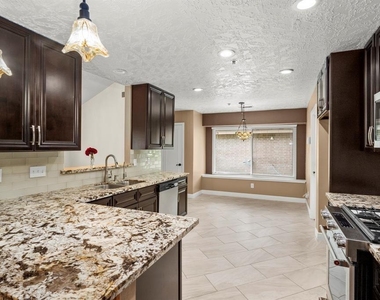 13426 Nevermore Drive - Photo Thumbnail 12