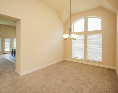 1215 Watercrest Park Lane - Photo Thumbnail 11