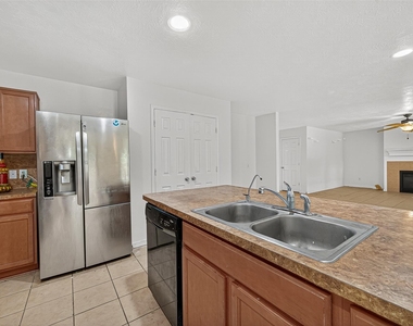 16547 Lanesborough Drive - Photo Thumbnail 26