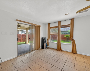 16547 Lanesborough Drive - Photo Thumbnail 18