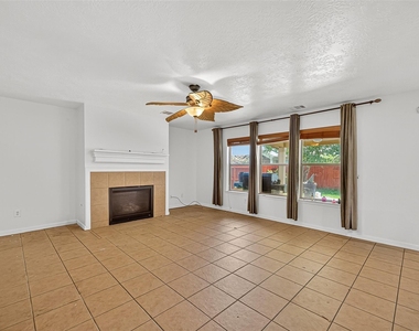 16547 Lanesborough Drive - Photo Thumbnail 7
