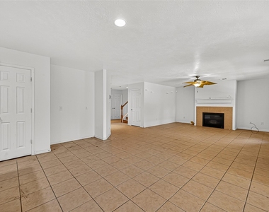 16547 Lanesborough Drive - Photo Thumbnail 14