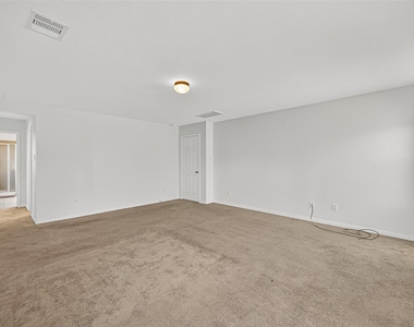 16547 Lanesborough Drive - Photo Thumbnail 37