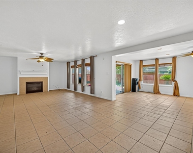 16547 Lanesborough Drive - Photo Thumbnail 13