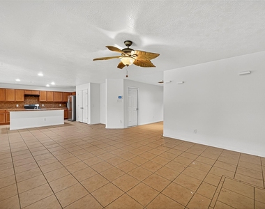 16547 Lanesborough Drive - Photo Thumbnail 9