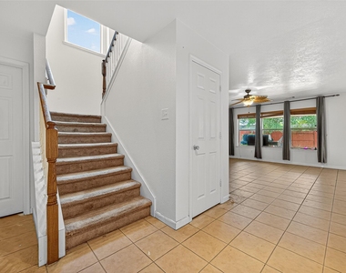 16547 Lanesborough Drive - Photo Thumbnail 6