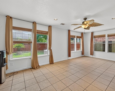 16547 Lanesborough Drive - Photo Thumbnail 20