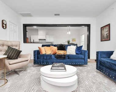 6715 Plum Springs Lane - Photo Thumbnail 2