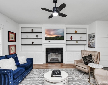 6715 Plum Springs Lane - Photo Thumbnail 3