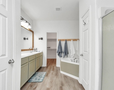 6715 Plum Springs Lane - Photo Thumbnail 6