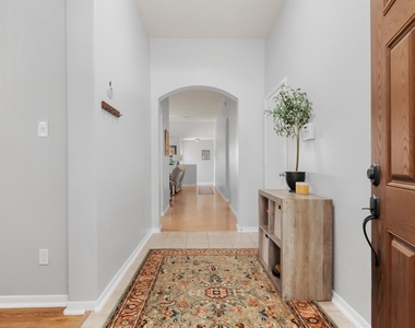5614 Savannah Woods Lane - Photo Thumbnail 1