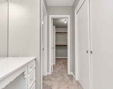 12526 Hazelwood Lane - Photo Thumbnail 24