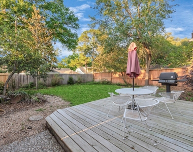 12526 Hazelwood Lane - Photo Thumbnail 33
