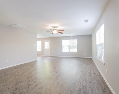 2911 Cypress Island Drive - Photo Thumbnail 3