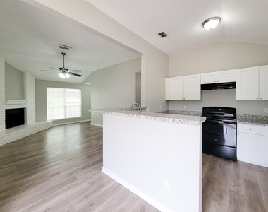 15814 Murrelet Court - Photo Thumbnail 11