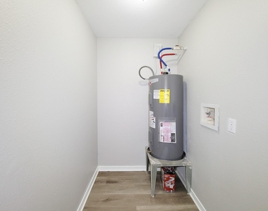 15814 Murrelet Court - Photo Thumbnail 19