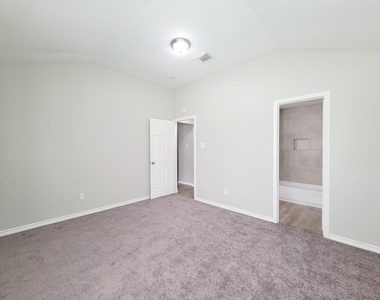 15814 Murrelet Court - Photo Thumbnail 18