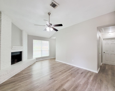 15814 Murrelet Court - Photo Thumbnail 9