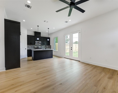 9007 Noel Street - Photo Thumbnail 2