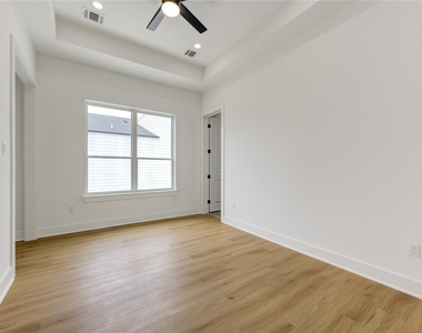 9007 Noel Street - Photo Thumbnail 11