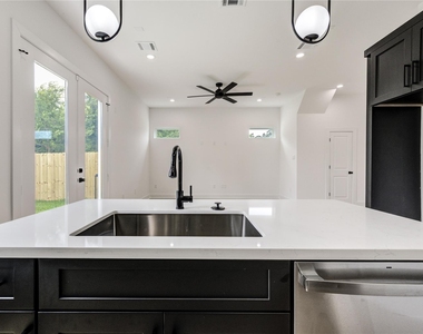 9007 Noel Street - Photo Thumbnail 10