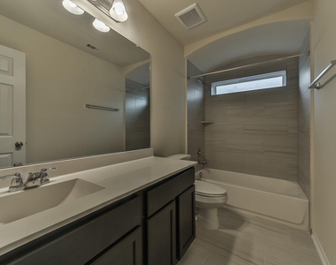 2310 Garden Square Path - Photo Thumbnail 13