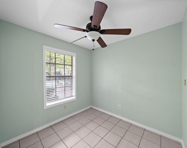3224 Timmons Lane - Photo Thumbnail 14