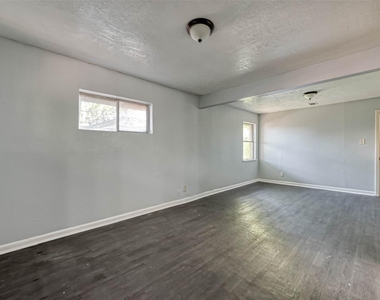 10613 Buffum Street - Photo Thumbnail 11