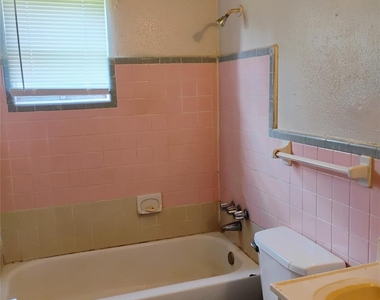 4203 Dawson - Photo Thumbnail 7