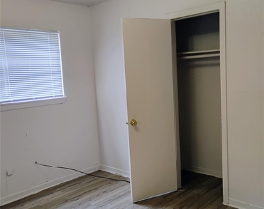 4203 Dawson - Photo Thumbnail 4