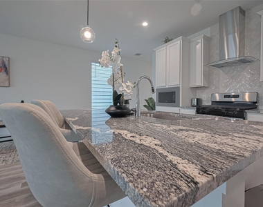 10405 Hadley Park Trail - Photo Thumbnail 10