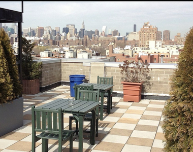 East 3rd Street - Photo Thumbnail 4