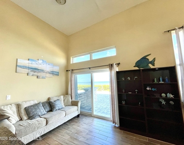 799 Shell Street - Photo Thumbnail 10